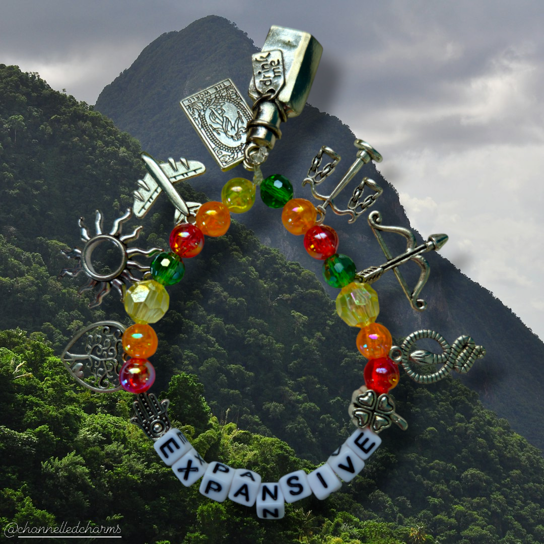 Expansive Channelled Charm 🍀🏹❤️☀️🐍⛰️